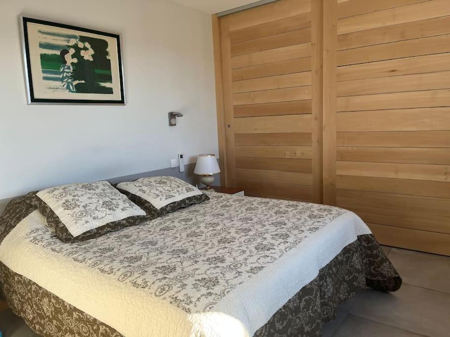 Standing Bord Sorgue Apartment L'Isle-sur-la-Sorgue