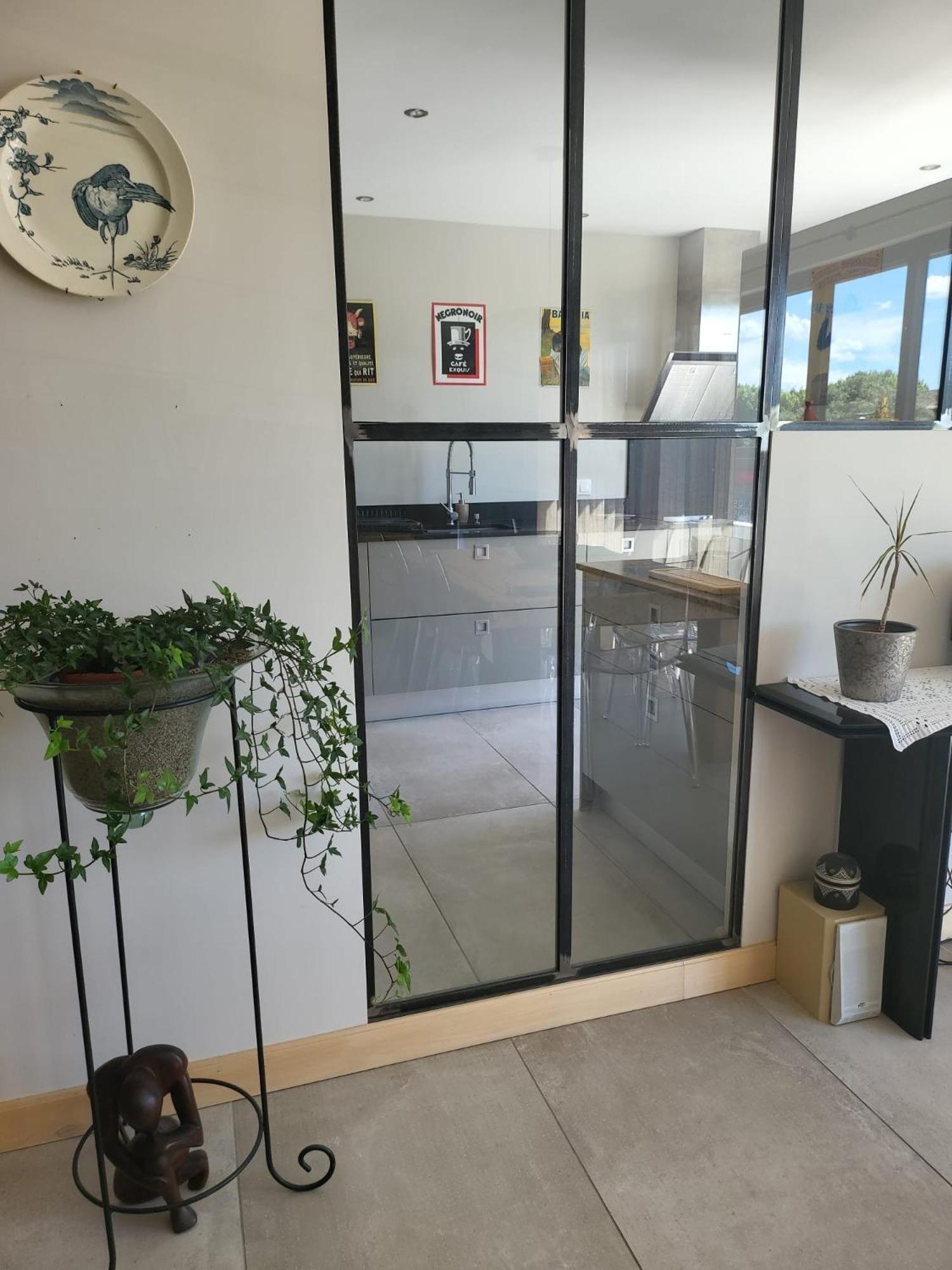 Apartment Standing Bord Sorgue LʼIsle-sur-la-Sorgue