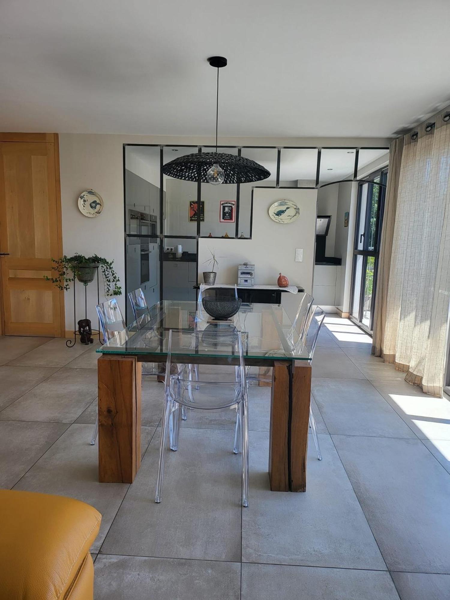 Standing Bord Sorgue Apartment